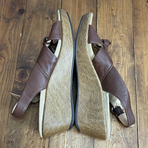Dansko Brown Wedge Sandals - Picture 5 of 11